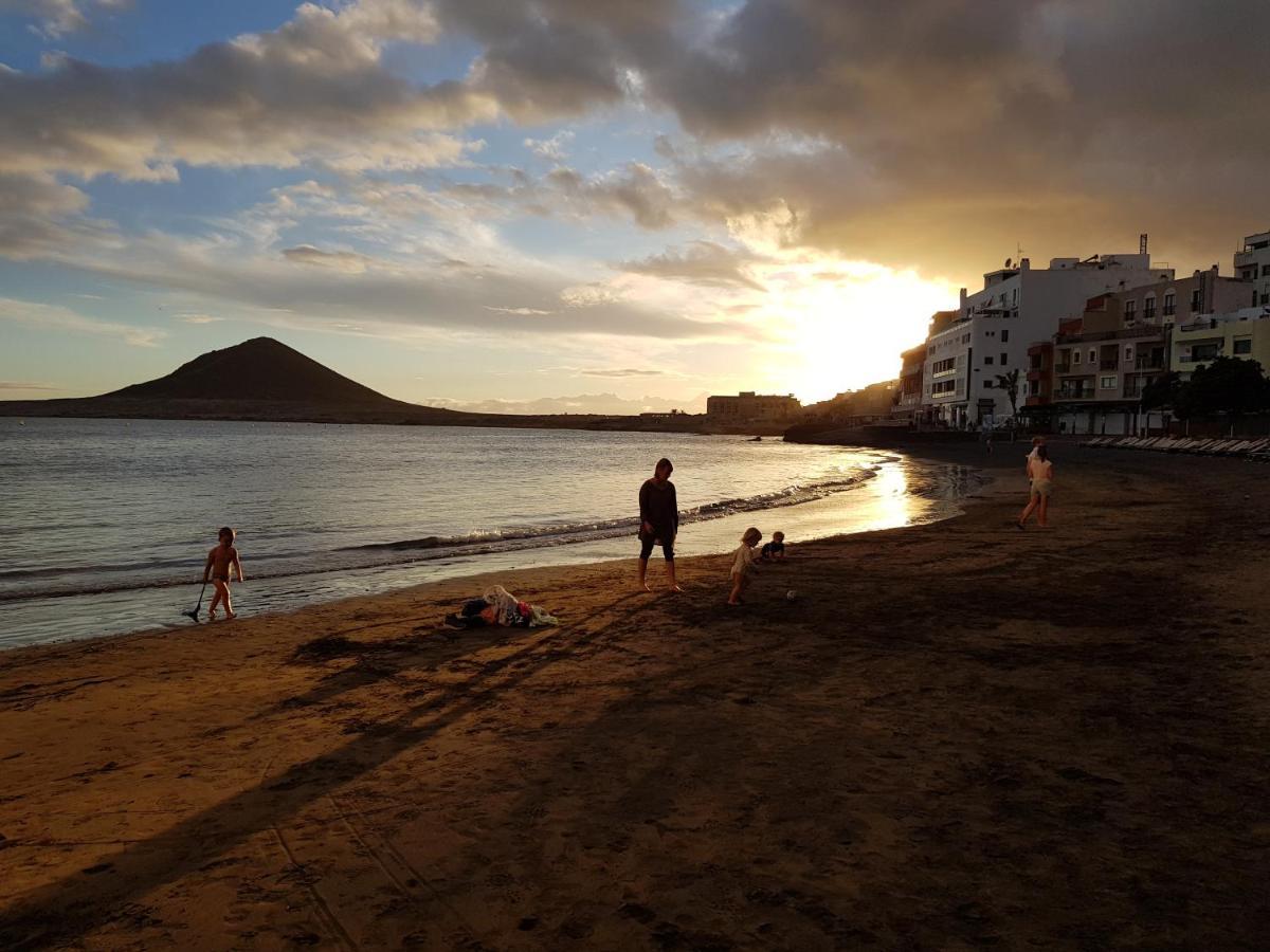 Alquilaencanarias El Medano Pika, Center And Beach Exterior foto